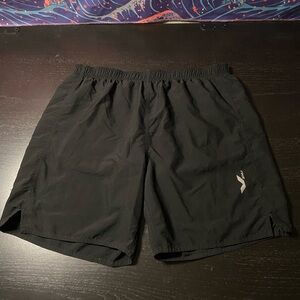 2XU Men's Black Run Shorts size L